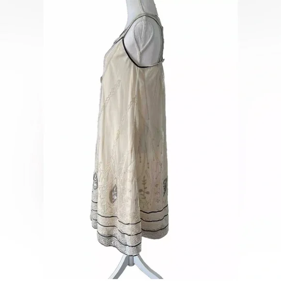 Sundance Women's Mesh  Ivory Lace Embroidered Dress Sleeveless Boho Size 8 - Picture 4 of 12